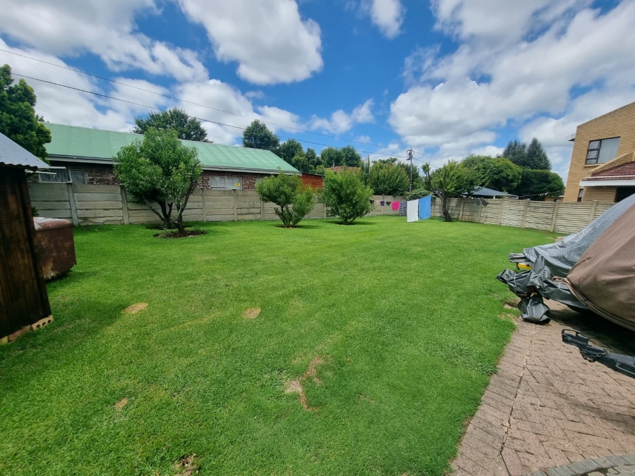 To Let 3 Bedroom Property for Rent in La Provance Free State